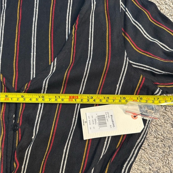 Billabong Play All Day Romper small black jumpsuit shorts long sleeve ruffle - Picture 9 of 13